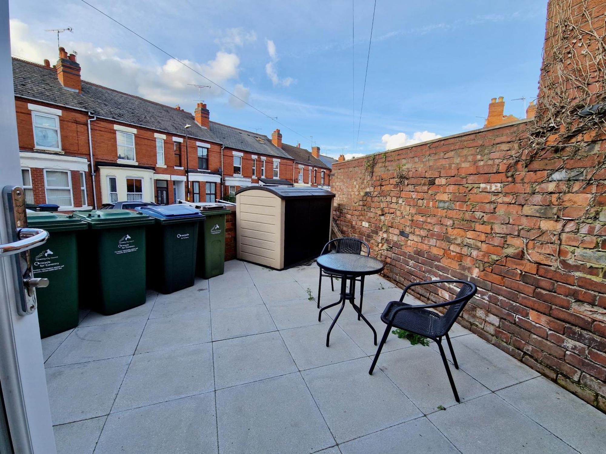Incredible Private Rooms All With Private Bathrooms In A Fully Serviced House Next To City Centre With Free Parking Coventry Eksteriør bilde